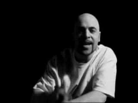 AKRO - Faux Thug (clip officiel)