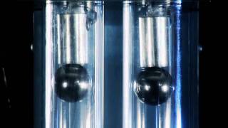 Video thumbnail: Rawlings Gloves - Poron Xrd Foam Demo 