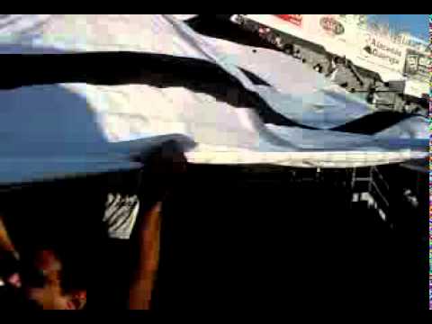 Bandeirão da Jovem após gol - Ponte Preta 5 x 0 Asa