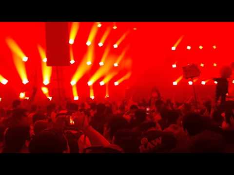 Mat Zo @Escape 2015 in The Ghouls Graveyard.