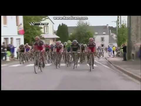 Tour de France 2011 - Stage 4 - Cadel Evans wins at the Mûr de Bretagne