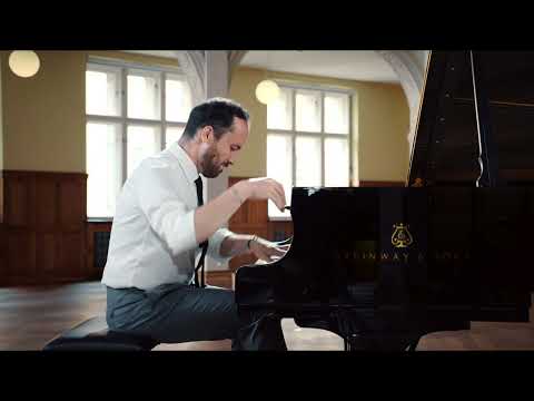 Igor Levit – Liszt: Piano Sonata in B Minor: II. Andante Sostenuto  (excerpt)