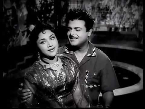 பூஜைக்கு வந்த மலரே வா   Poojaikku vandha malare vaa