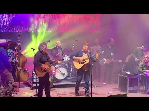Tyler Childers | Robert Earl Keen | "The Road Goes on Forever" | Red Rocks Amphitheater | 9.30.19