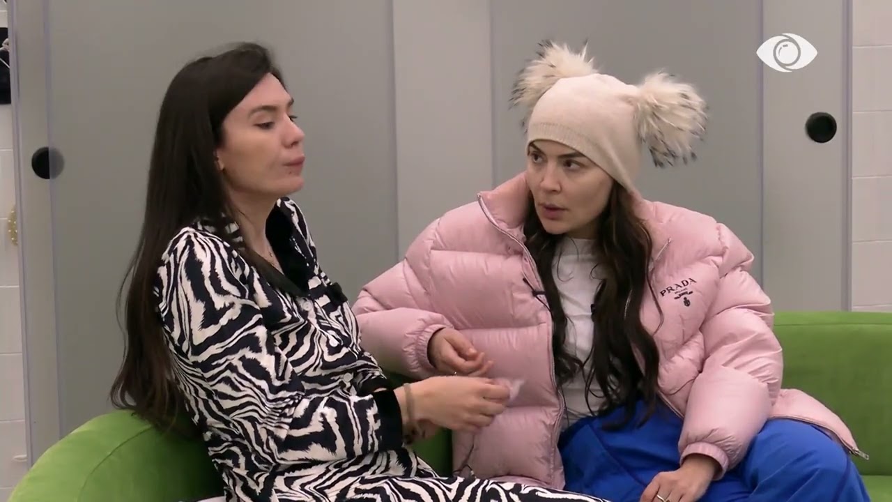 Jozi ka ardhur vetë më ka ngacmuar/ Vijon biseda mes Olës dhe Rozanës