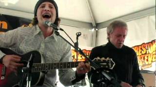 Justin Guarini - Missing You live at Preston and Steve&#39;s Campout for Hunger 2009