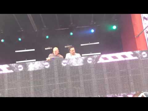 Chain Reaction & Luna playing Act of Rage & Cold Case - Criminal @ Beat the Bridge 2014 - Kingsday