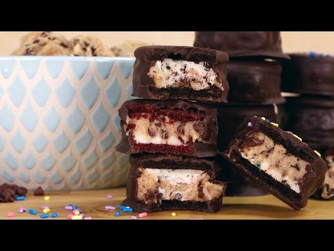 download lagu mp3 mp4 Cookie Dough Filled Oreos, download lagu Cookie Dough Filled Oreos gratis, unduh video klip Cookie Dough Filled Oreos