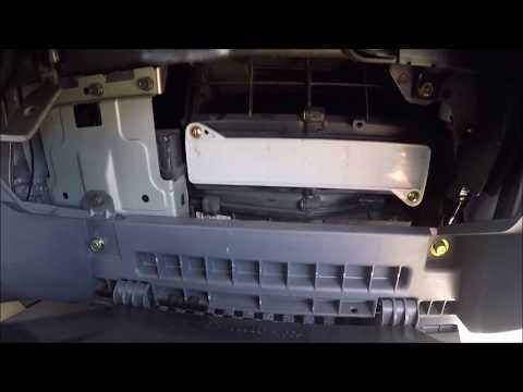Cabin Air Filter Replacement - Mitsubishi Lancer 2005, How To & Step by Step ✔