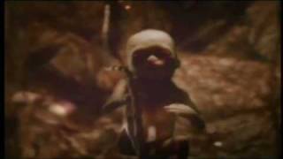 Bài hát Teardrop - Nghệ sĩ trình bày Massive Attack