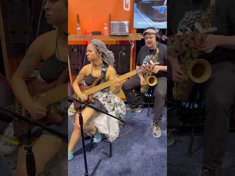 Mohini Dey Bass Solo Moment at Gruv Gear Booth