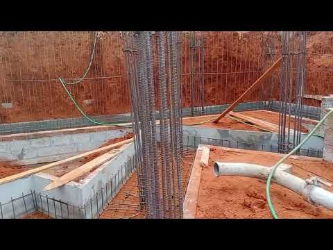 REATAINING WALL AND FOOTING