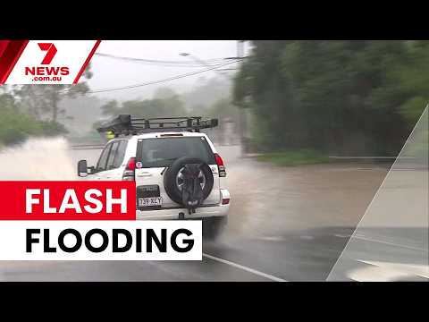 Gold Coast hit by flash flooding after deluge | 7NEWS