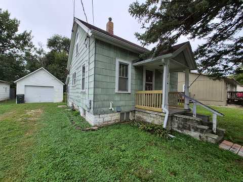 FOR RENT- 1359 Garden Cozy Bungalow in Quiet Area~ property video