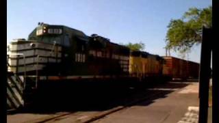 preview picture of video 'Fernandina Beach train crossing'
