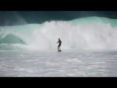 Kid caught a sick wave at Pipeline
