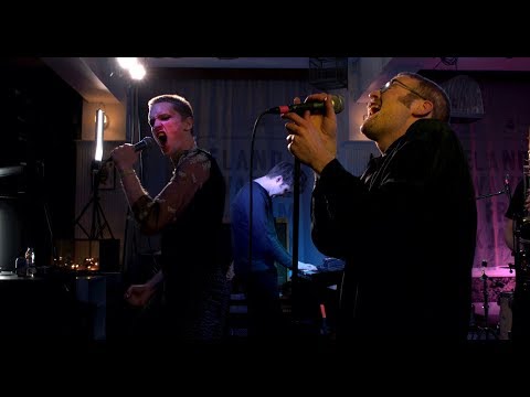Grísalappalísa - Þrjúhundruðsextíuogfimmdagablús sjáðu hjónin (Live on KEXP)