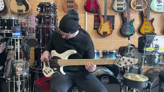 Video thumbnail for Dingwall NG3 Nolly 5 by BassPro TV