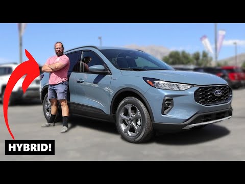 Ford Tried to BEAT Toyota! //2026 Ford Escape Hybrid//
