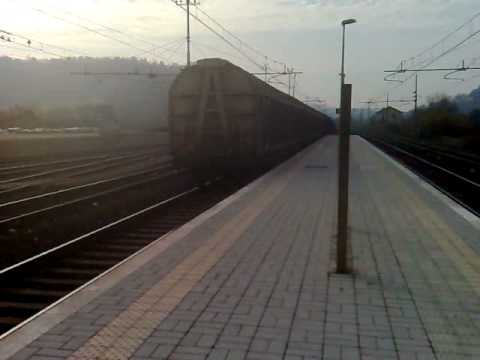 Treno merci a Poggio Mirteto (RI) 2