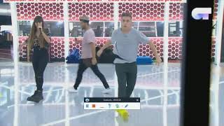 Agoney y Aitana Ensayan &quot;Can&#39;t Stop The Feeling&quot; Mientras sus Compañeros Bailan