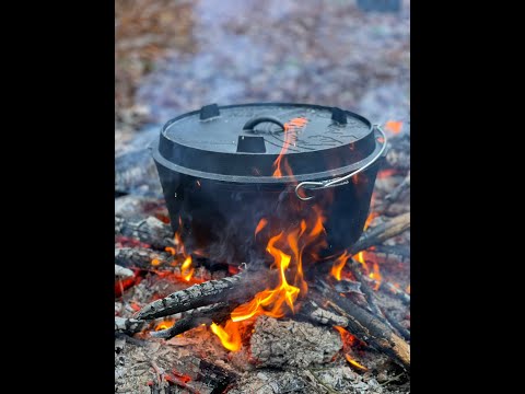 Cabanossi Suppe aus dem Dutch Oven