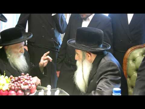 Serdahel Rebbe Visiting Belz-Machnivka Rebbe Tamiz 5772