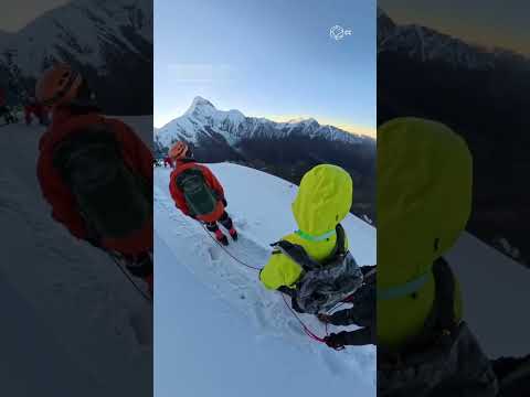 Young Man Falls Off Mountain For Trying to Take a Selfie