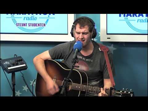 Tom Dice met Me and my guitar 13 juni 2013 tijdens marathonradio