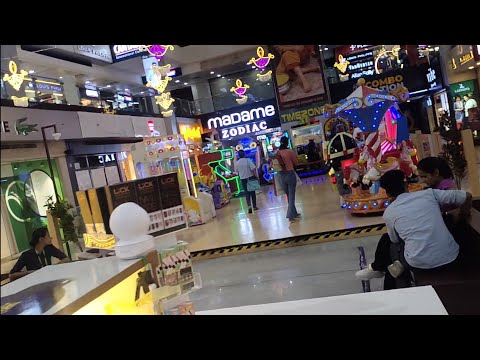 Do Din Baad Diwali Hai Mall Mein Customer Hi Nahin Hai