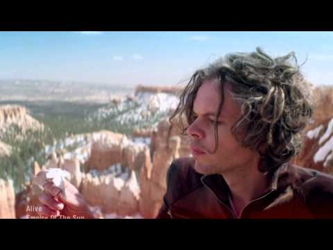 Empire of the Sun vs TJR - Alive Suckaz (DanH Mashup)