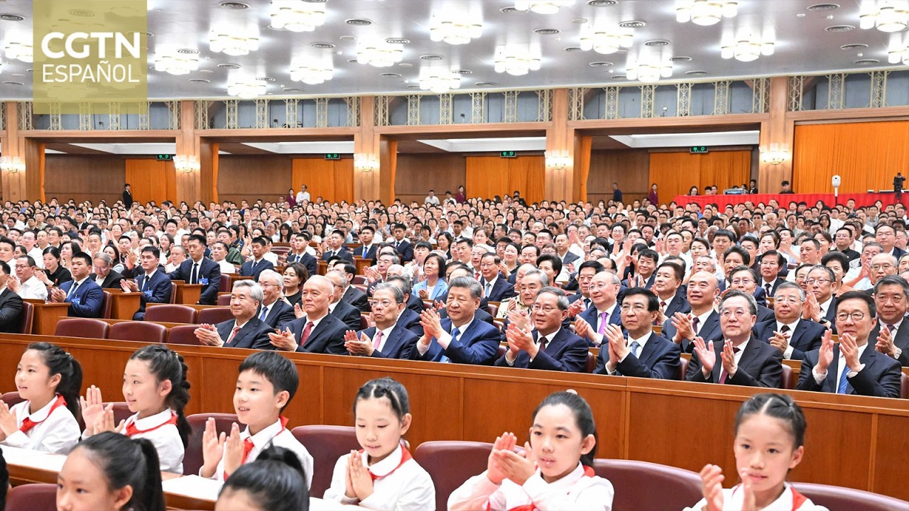 China ofrece un concierto para celebrar el 105° aniversario de la fundación del PCCh