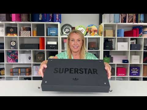 Inside the Box with Showcase Creative – Episode 5: Superstar Presentation Box for Adidas Trainers