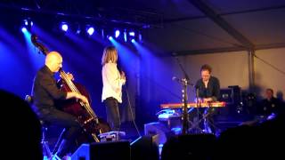 Louise Hoffsten Komposten