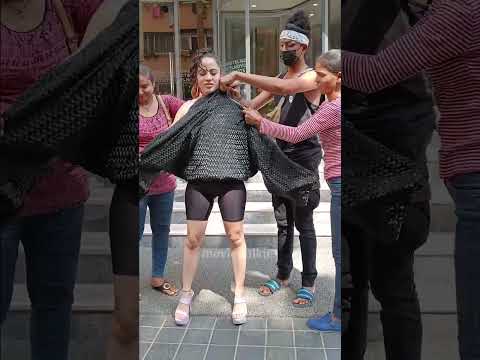 'Bahut Garmi Lag Rahi Hai' is the Perfect Reason for URFI Javed to change the dress #urfijaved