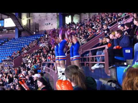 Oilers cheerleaders heat things up