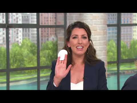 ELEMIS Elemis Superfood juodųjų serbentų želė šveitiklis 50ml video