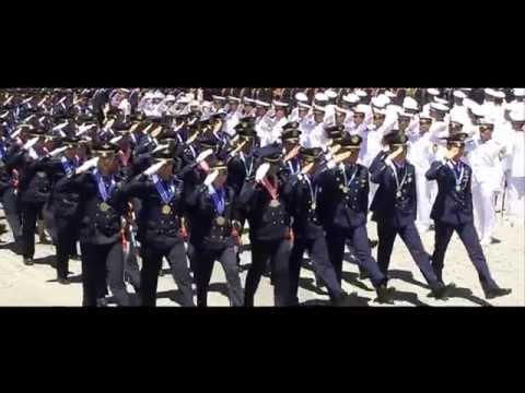 PELANTIKAN PERWIRA TRANSPORTASI DARAT, LAUT, DAN UDARA DI LINGKUNGAN BPSDM PERHUBUNGAN TAHUN 2013