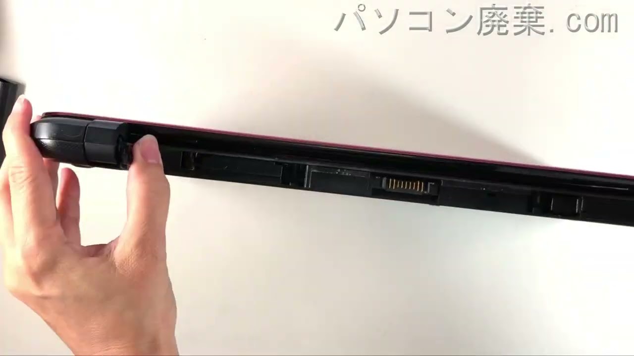 dynabook T55/56MRD(PT55-56MBXRD)の分解方法 | パソコン廃棄.com