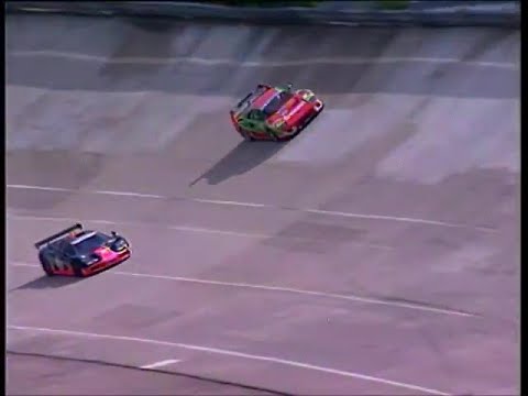 Ferrari F40 Vs McLaren F1 GTR