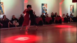 Liliana Chenlo y Raquel Makow.Milonga del Viernes en 27/09/24.Carlos di Sarli-Mañana Zarpa Un Barco.