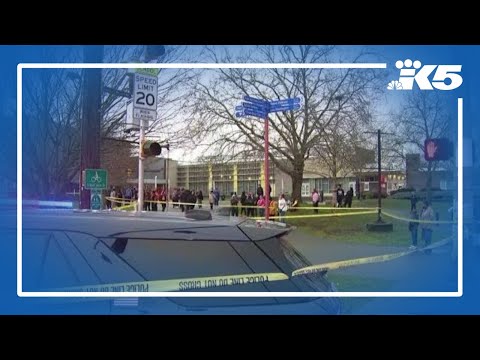 Police search for suspect in shooting that killed 2 near Rainier Beach High School