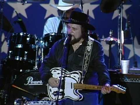 I Ain't Living Long Like This — Waylon Jennings | Last.fm