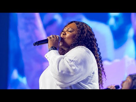 🎶 MAINS LEVÉES/ QUE TOUS LES AUTRES NOMS/ NOUS VOULOIR VOIR TON RÈGNE/ PLUS DE TOI SEIGNEUR/ HONORÉ