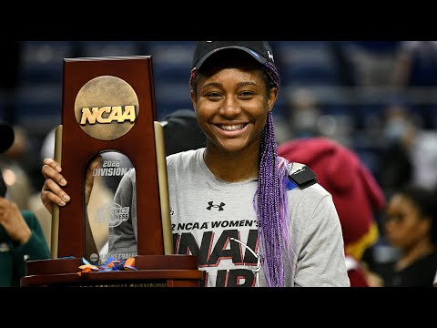 Aliyah Boston leads South Carolina in pursuit of 2nd straight title