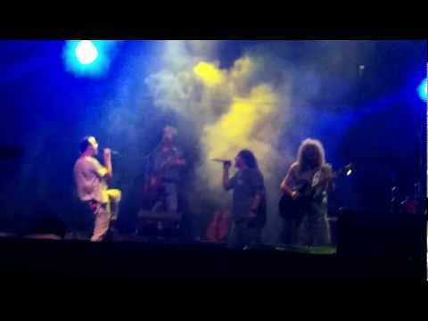 Bersuit Vergarabat - Pajaro negro (Gualeguay 15-02-2013)