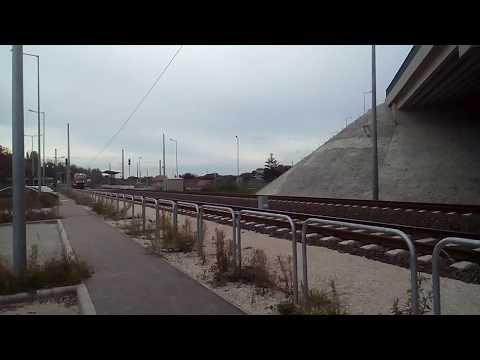 Személy vonat indul Üröm megállóhelyről Esztergomba