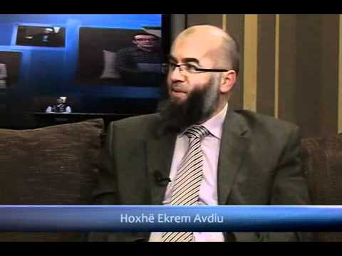 Nëse një person fillon të falet pas meje a e kam obligim të rri si sutre deri ta... - 119.9