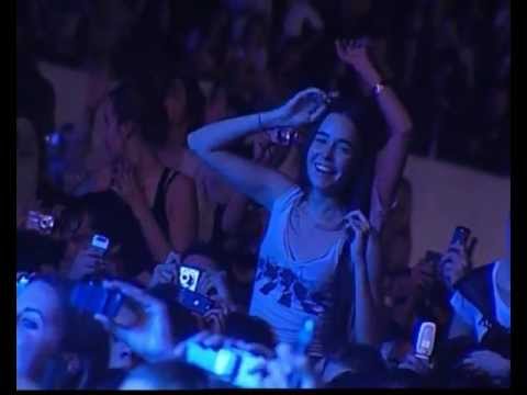 Noel Gallagher - Don't Look Back in Anger HQ - (River Plate 2009)(Subtitulado)