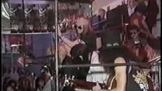 Guns N Roses - Move To The City - Unplugged